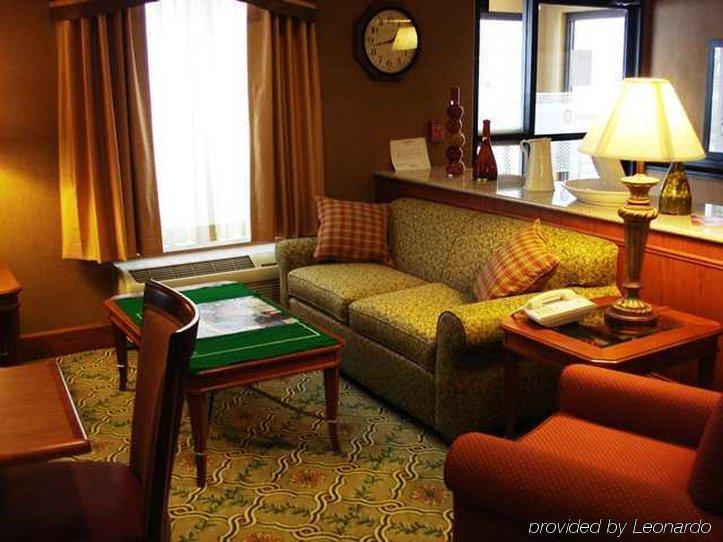 Hampton Inn Youngstown/Boardman Poland Habitación foto